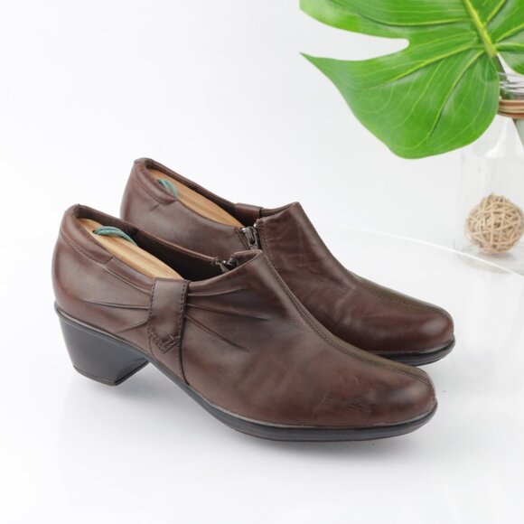 Clarks Womens Loafers Size 8.5 Brown Leather Booties Low Block Heel Comfy Shoes - Picture 11 of 11